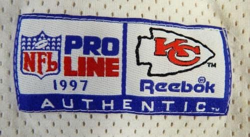 1997-ben a Kansas City Chiefs 77 Játék Kiadott Fehér Jersey 48 DP17051 - Aláíratlan NFL Játék Használt Mezek